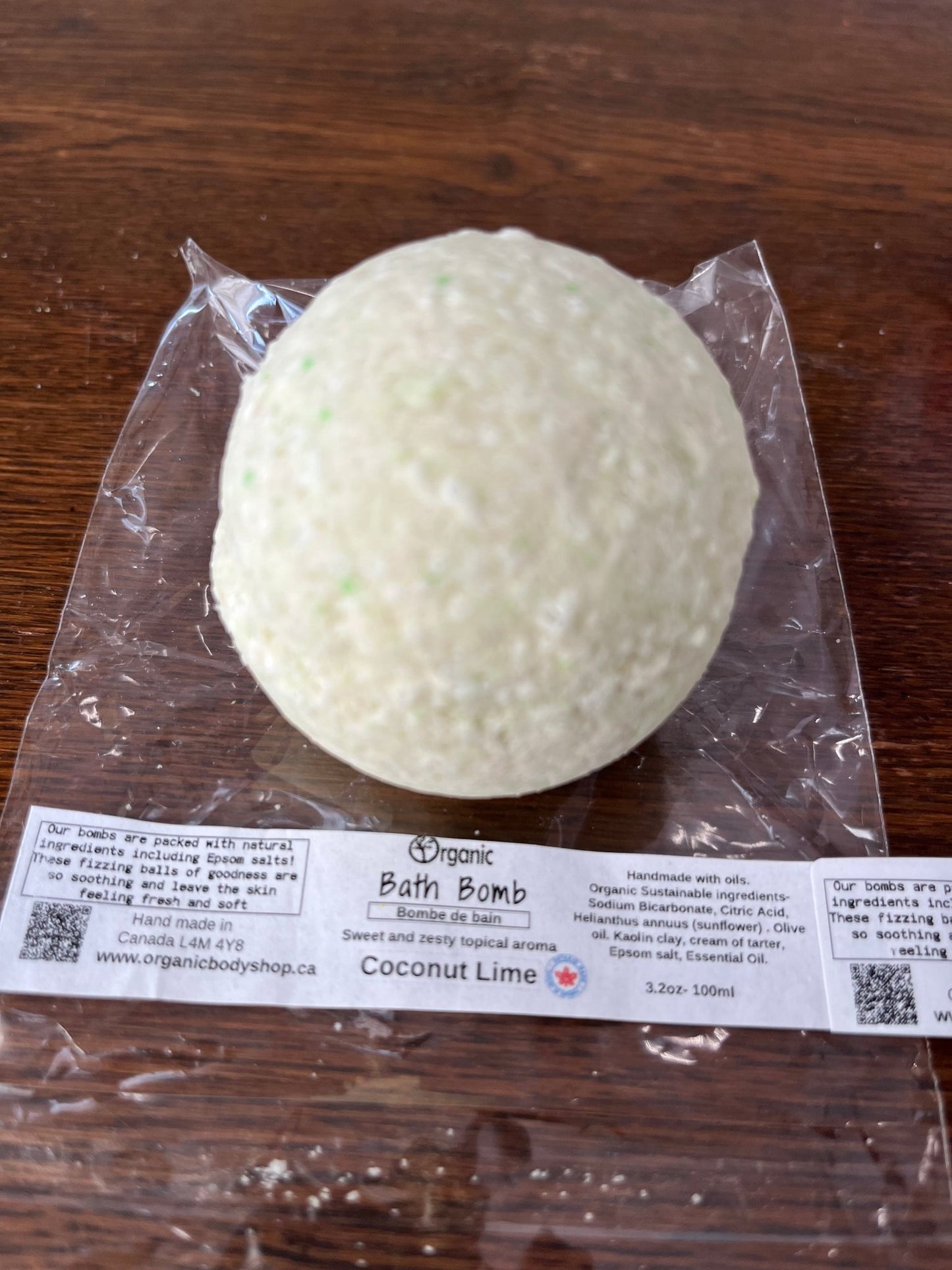Coconut Lime Bath Bomb 100ml - Organic Body Shop